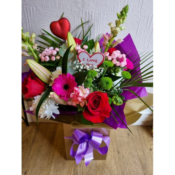 Large gift-Boxed Bouquet
